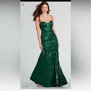Tori Sweetheart Mermaid Sequin Satin Formal Dress